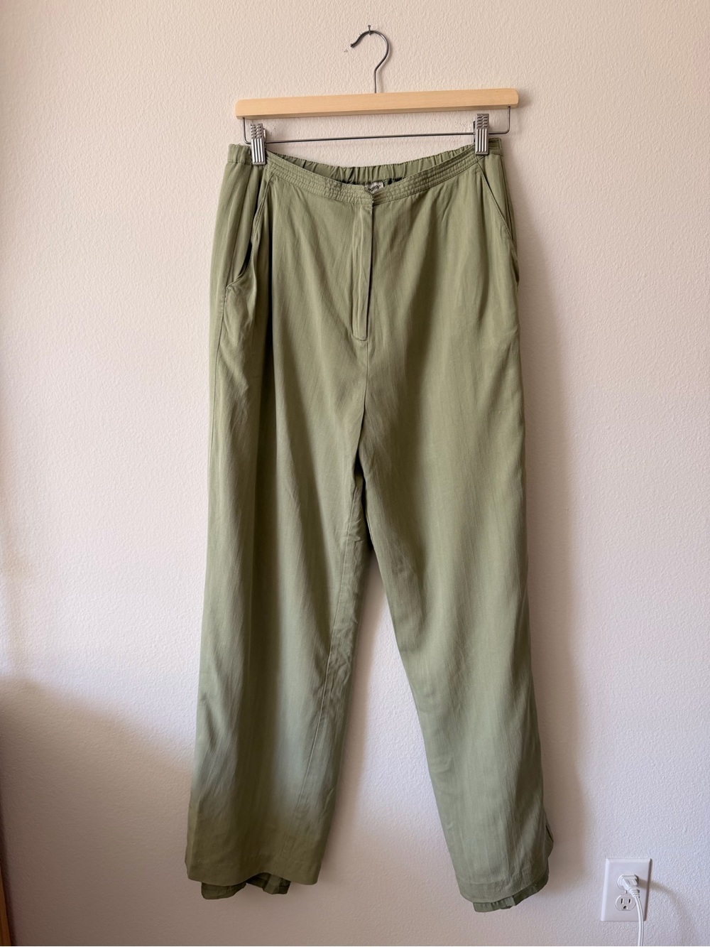 Norm Thompson 100% silk pants
